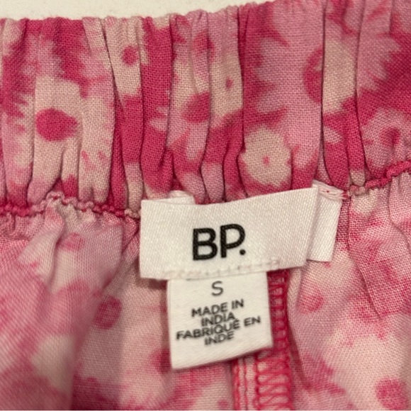 NWT BP Pink Daisy Floral Skort Elastic Waist Size Small - Picture 2 of 6